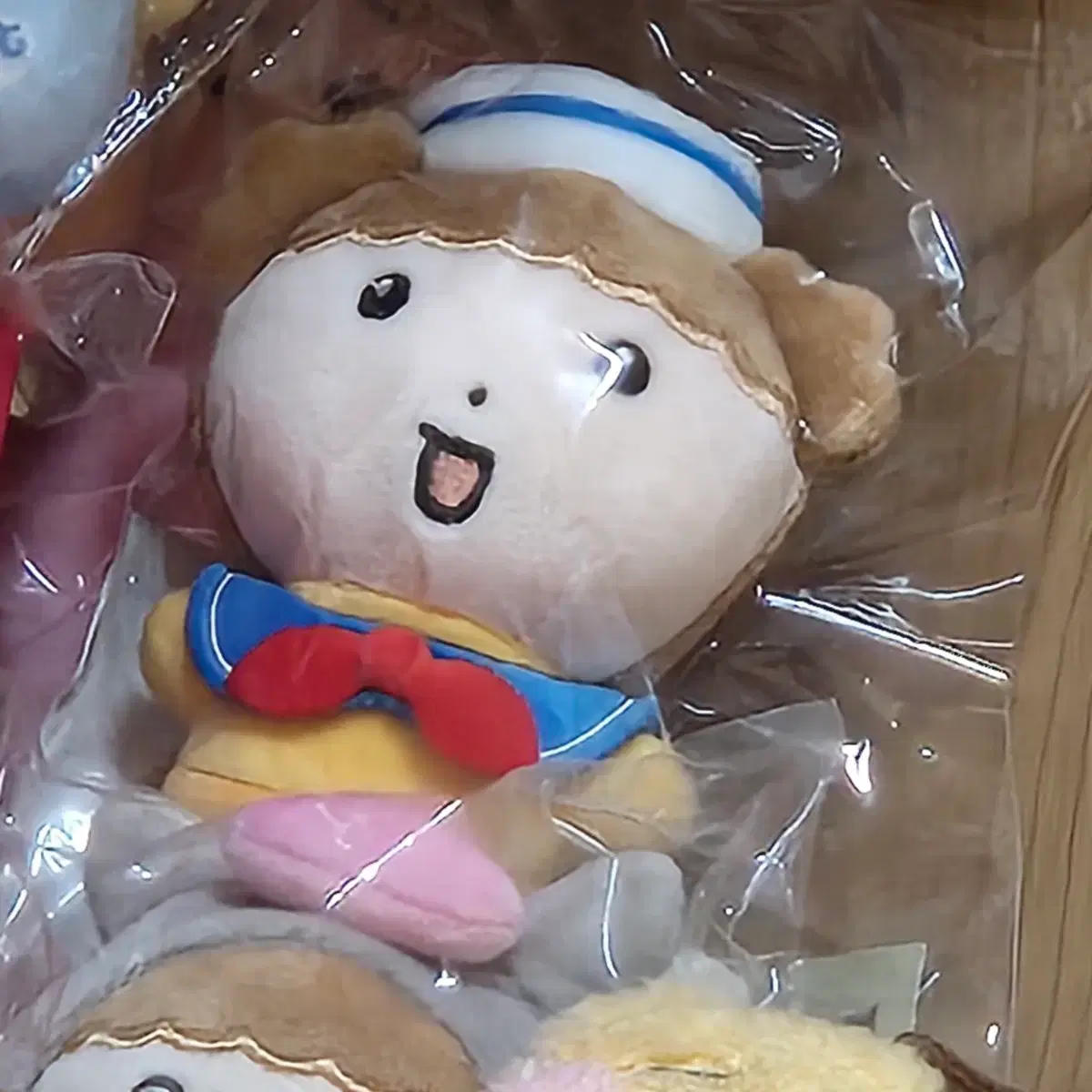 thumbnail-0